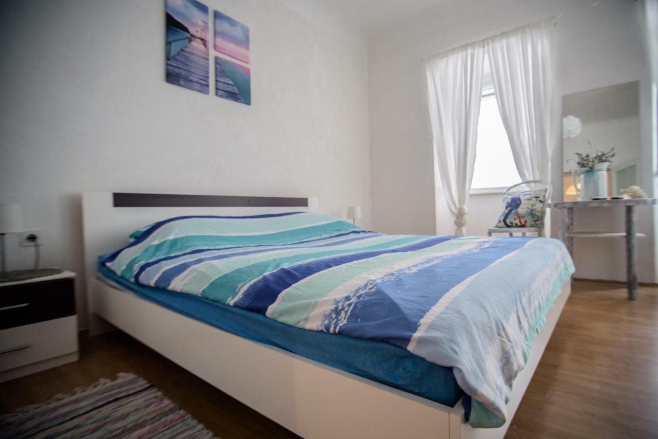 Apartment Dolores เซรส ภายนอก รูปภาพ