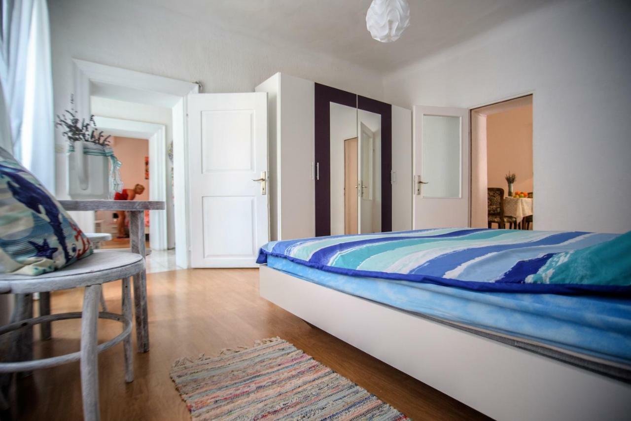 Apartment Dolores เซรส ภายนอก รูปภาพ
